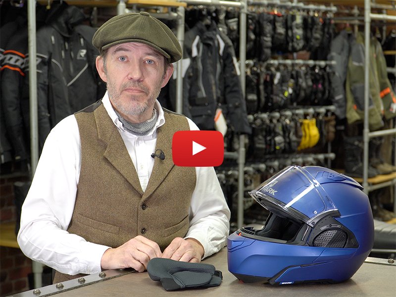 Chris reviewing Shark Evo GT helmet